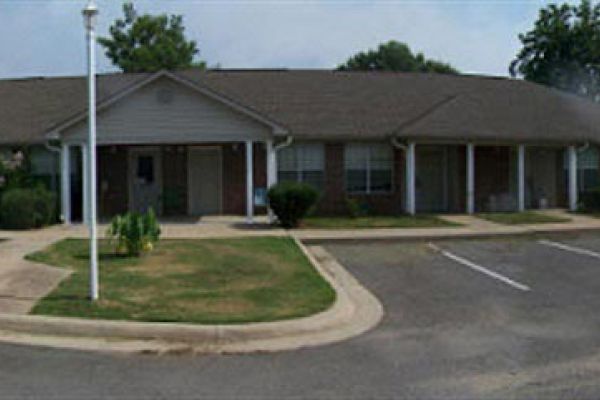 front view of bambug apartments, Pathfinders bamburg complex for apartment living